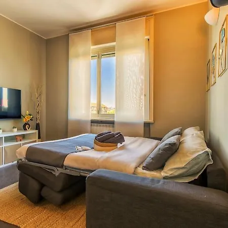 Διαμέρισμα Exclusive & Strategic 2-bedroom Apartment, 50m From M4 Μιλάνο